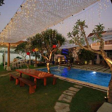 3 Monkeys Lembongan Studio Apartments Gym Recovery Centre Exterior foto