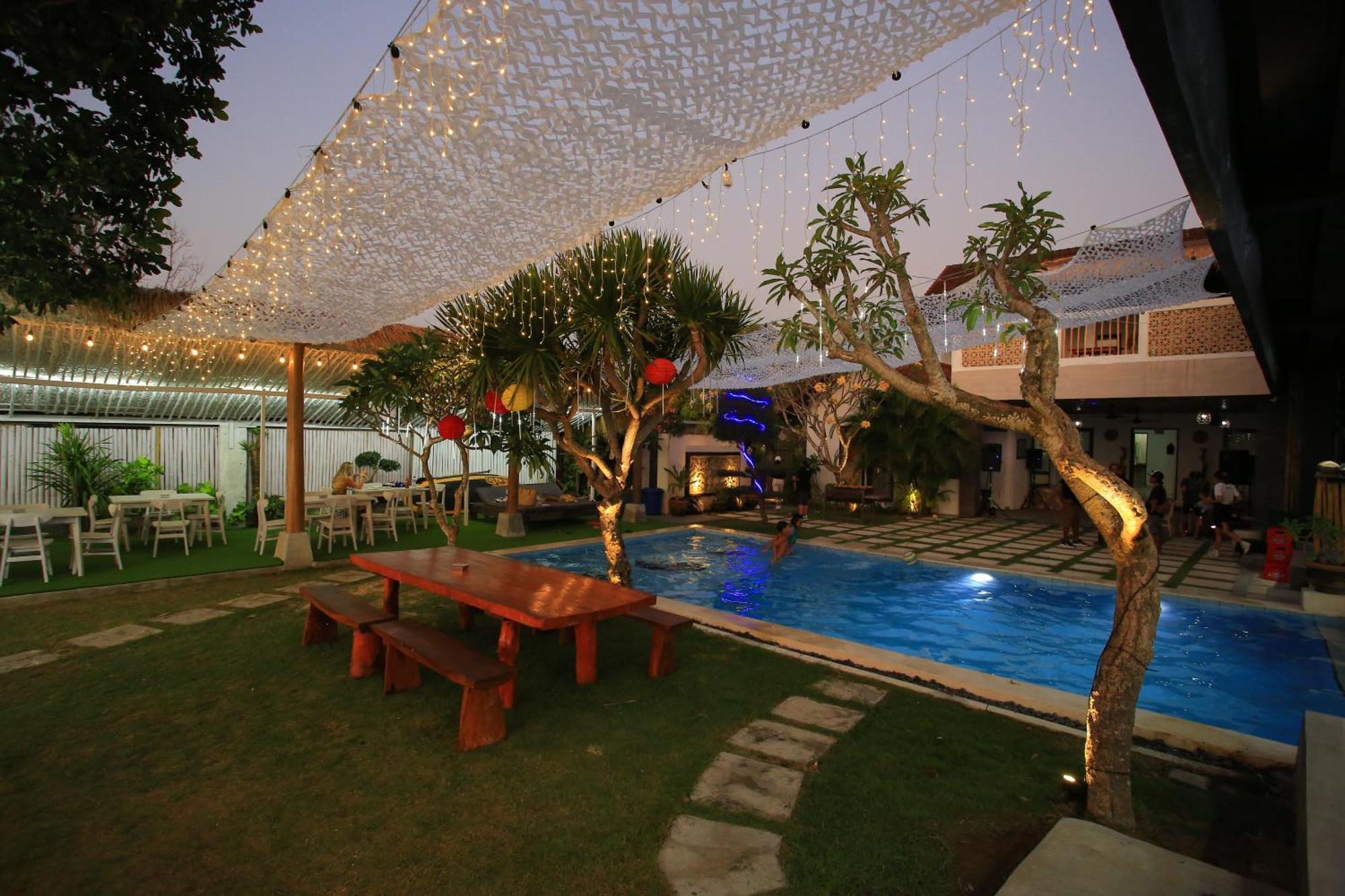 3 Monkeys Lembongan Studio Apartments Gym Recovery Centre Exterior foto
