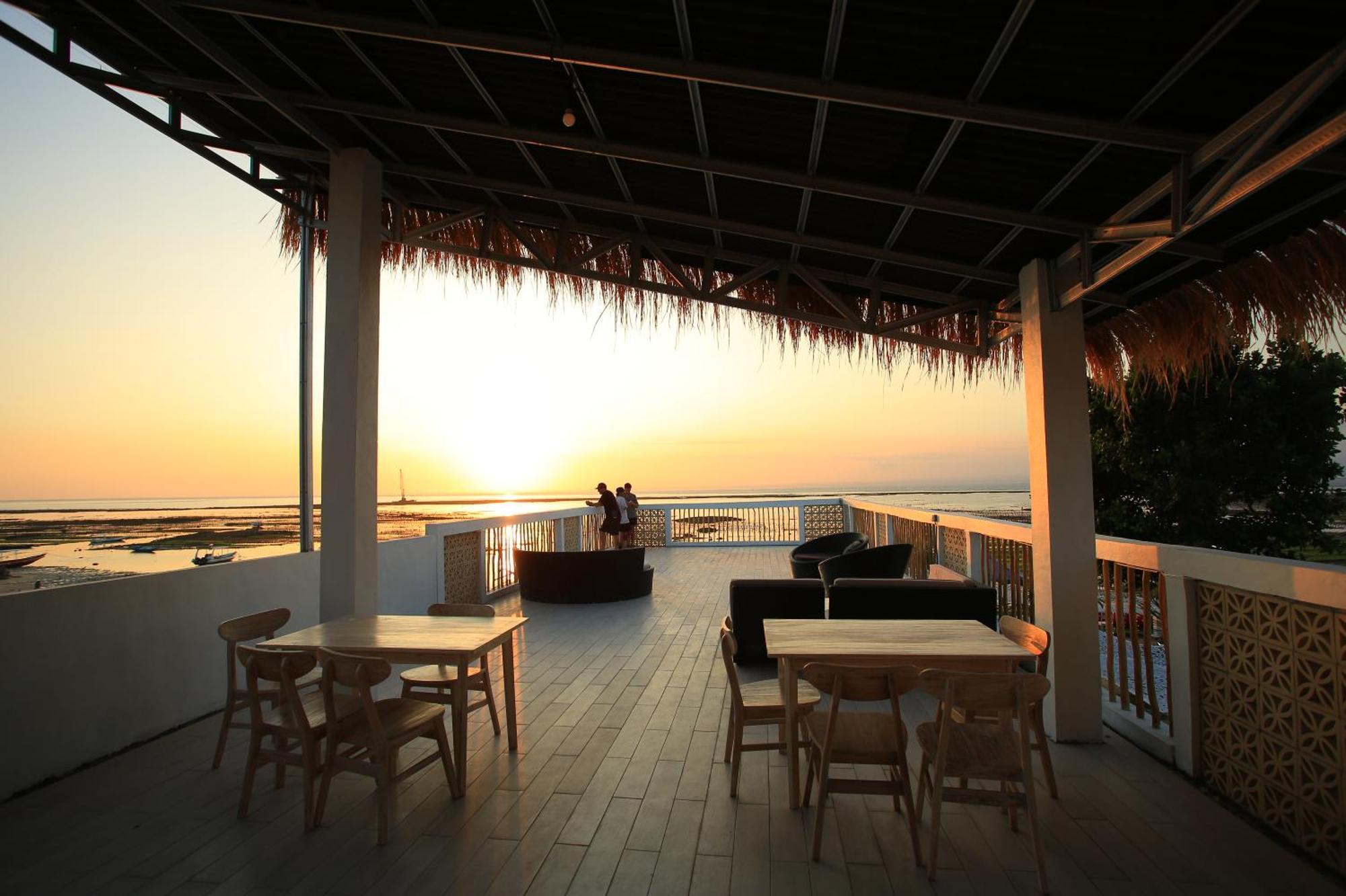 3 Monkeys Lembongan Studio Apartments Gym Recovery Centre Exterior foto