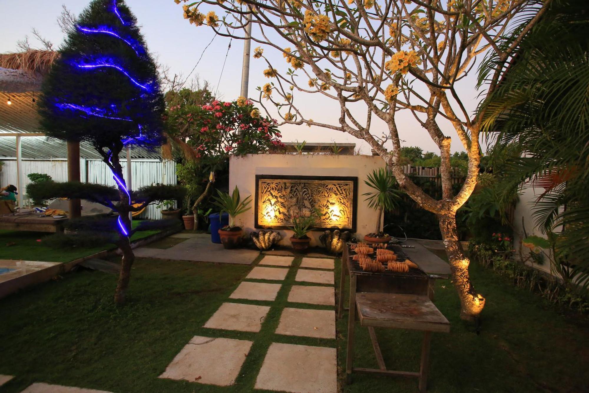 3 Monkeys Lembongan Studio Apartments Gym Recovery Centre Exterior foto