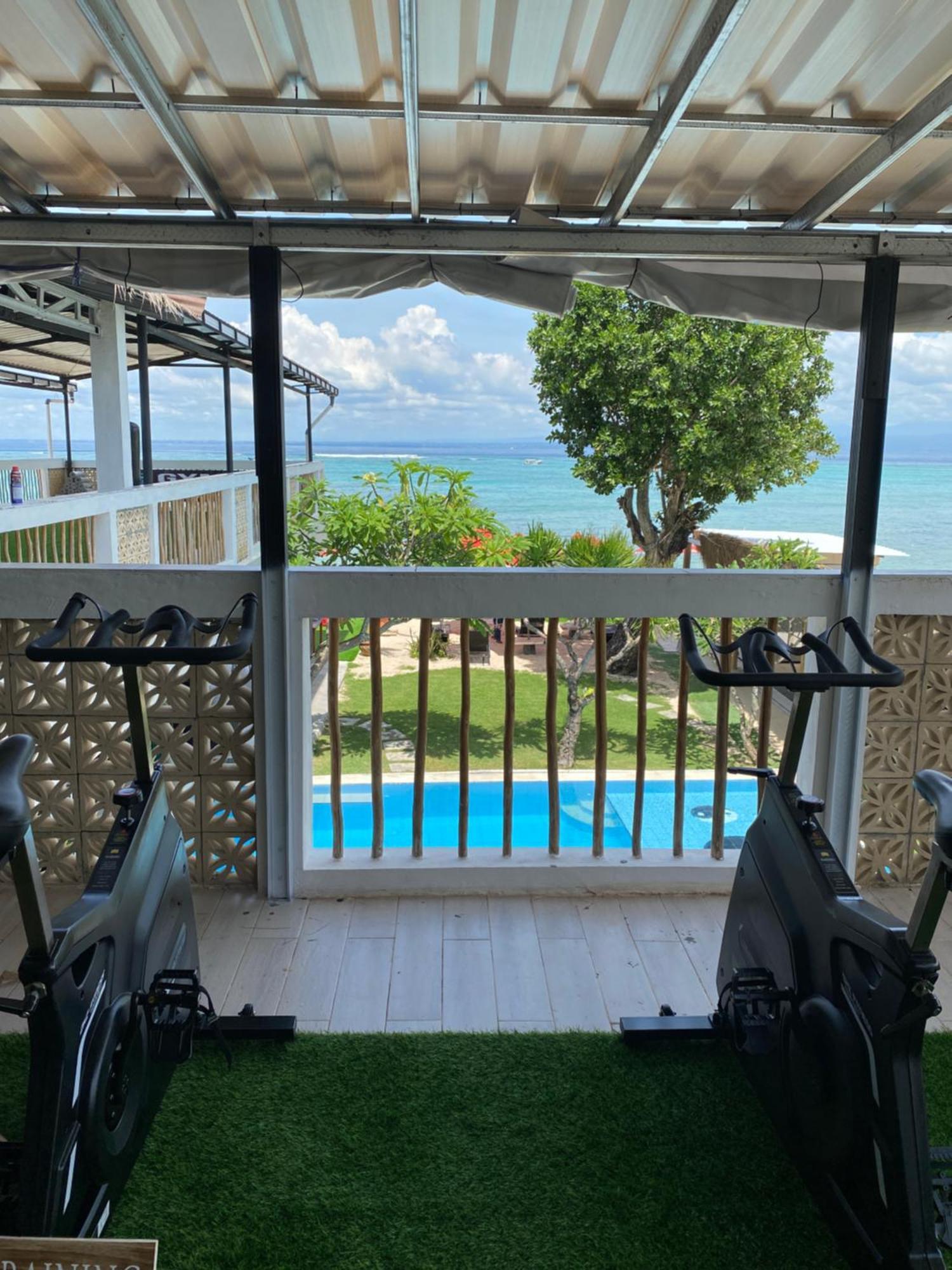 3 Monkeys Lembongan Studio Apartments Gym Recovery Centre Exterior foto