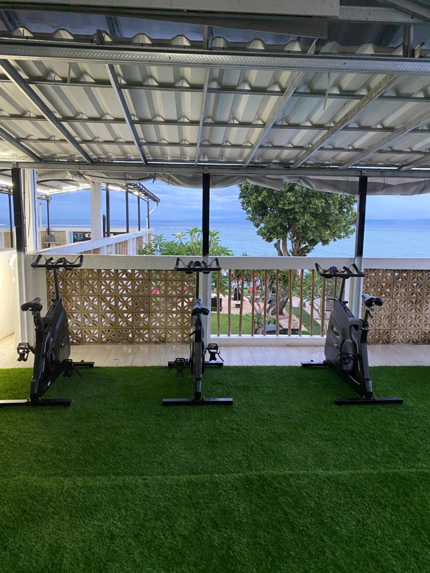 3 Monkeys Lembongan Studio Apartments Gym Recovery Centre Exterior foto