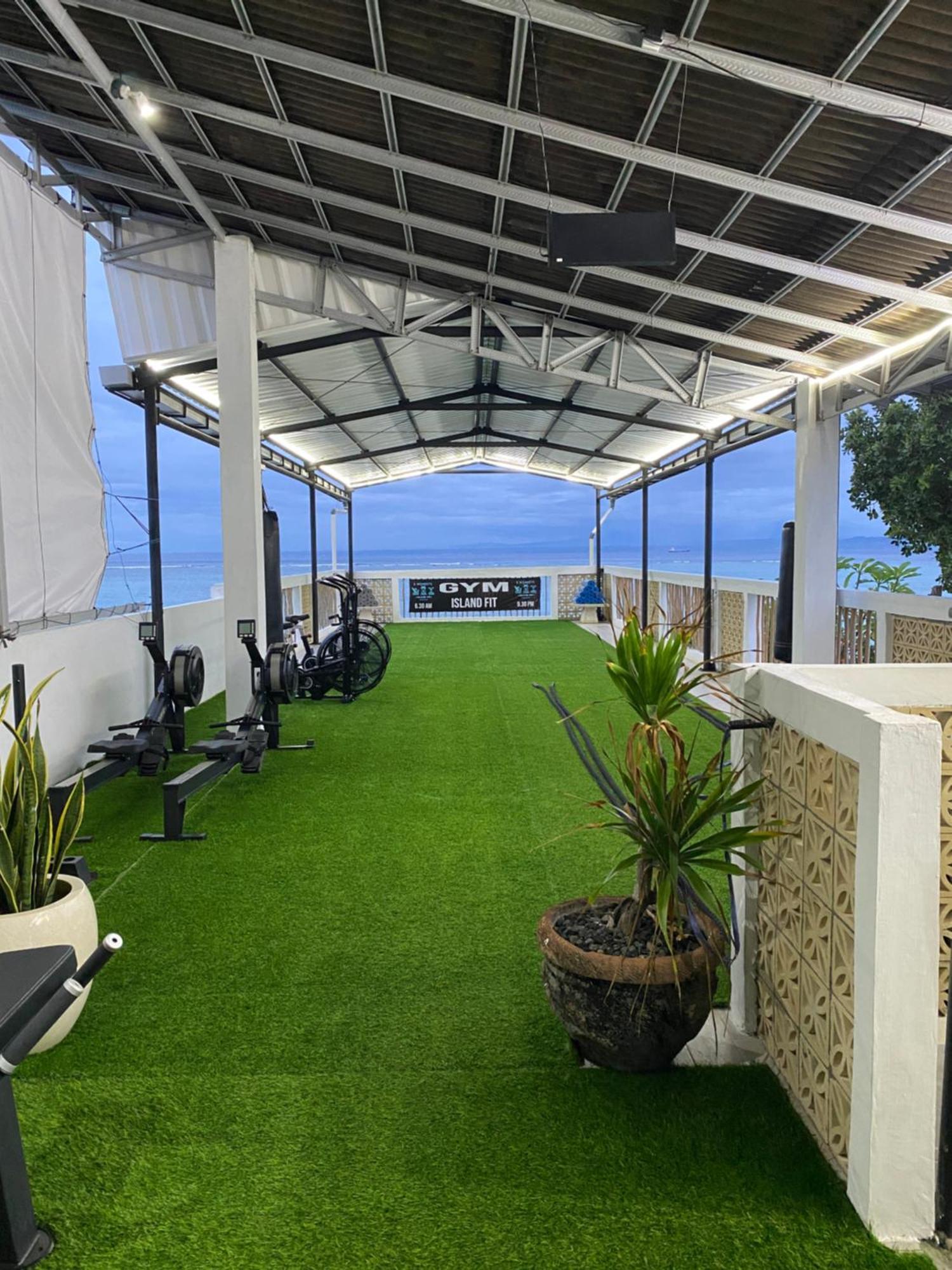 3 Monkeys Lembongan Studio Apartments Gym Recovery Centre Exterior foto